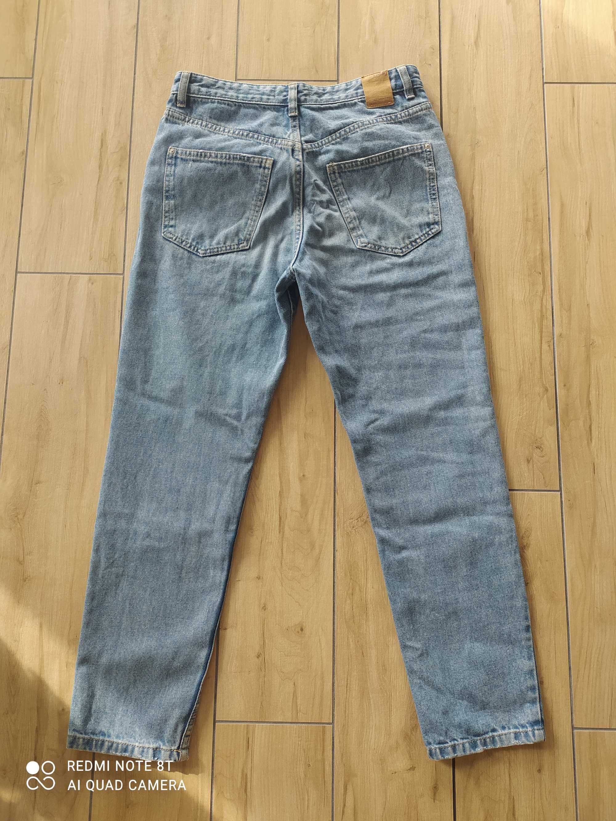 Spodnie jeans damskie