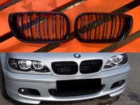 М решетка радиатора BMW Е46 ноздри c двойными ребрами черный глянец