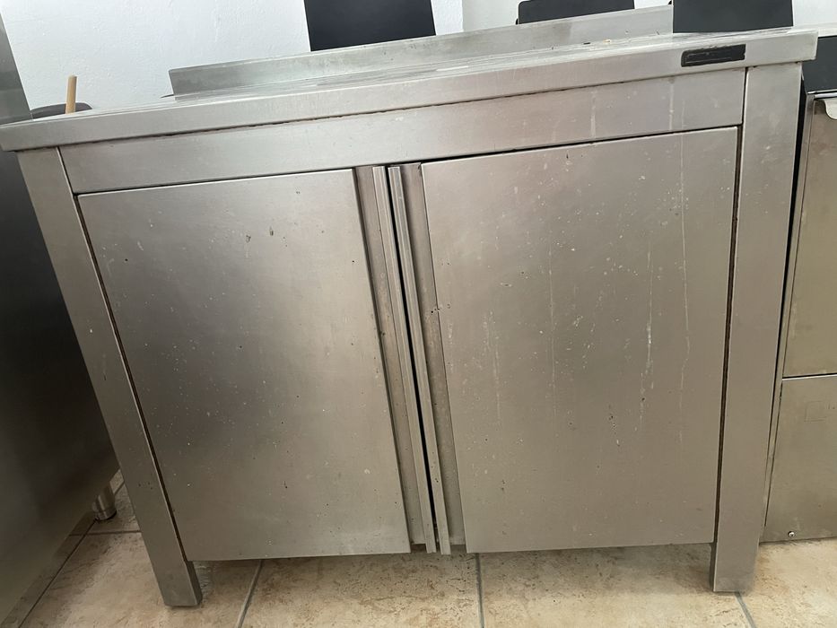 Movel de aço inox