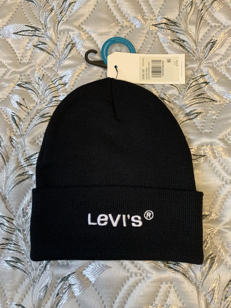 Шапка levi’s оригінал