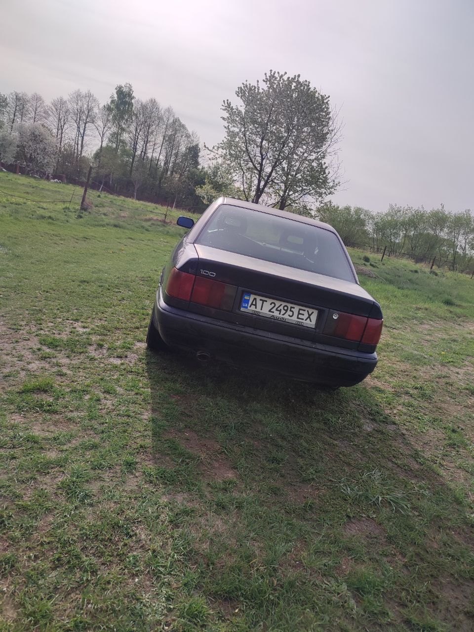 Продається машина Audi 100 1993р
