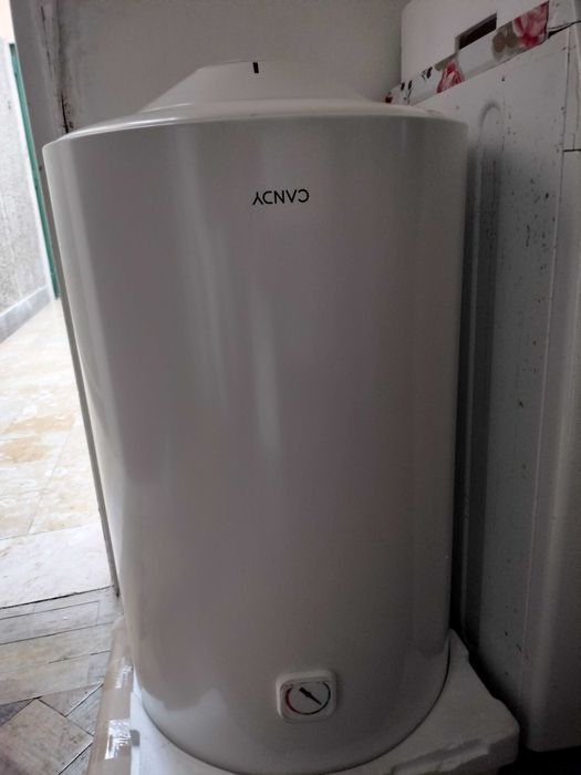 Termoacumulador de água quente e frio marca candy