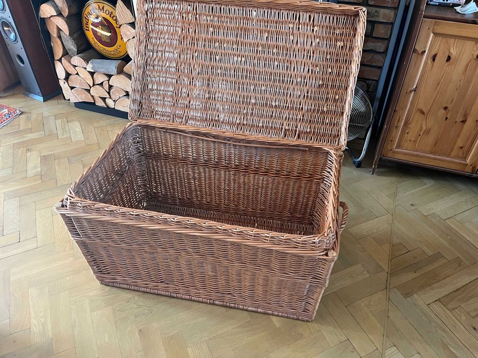 Kufer kosz wiklinowy duży stan idealny Poznań