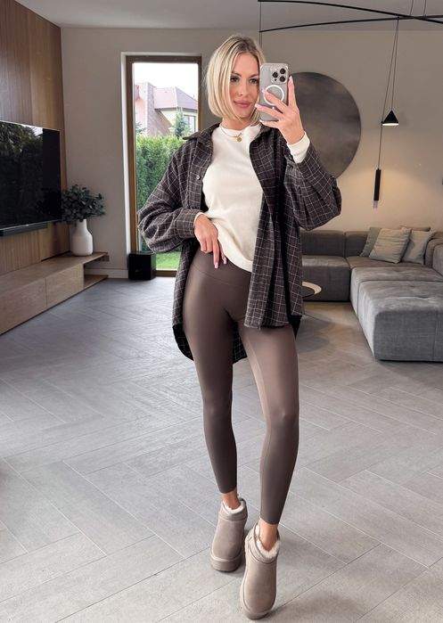 Czekoladowe legginsy prazkowane Varlesca chicaca M/L