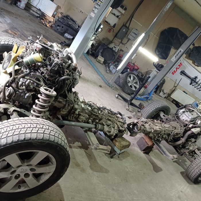 Mitsubishi  Pajero wagon 4. Паджеро вагон 3 двигатель 3.8 . 3.2. 3.0