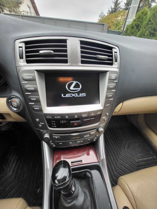 Sprzedam auto marki Lexus IS220 d