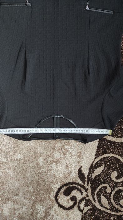 Продам женское платье.