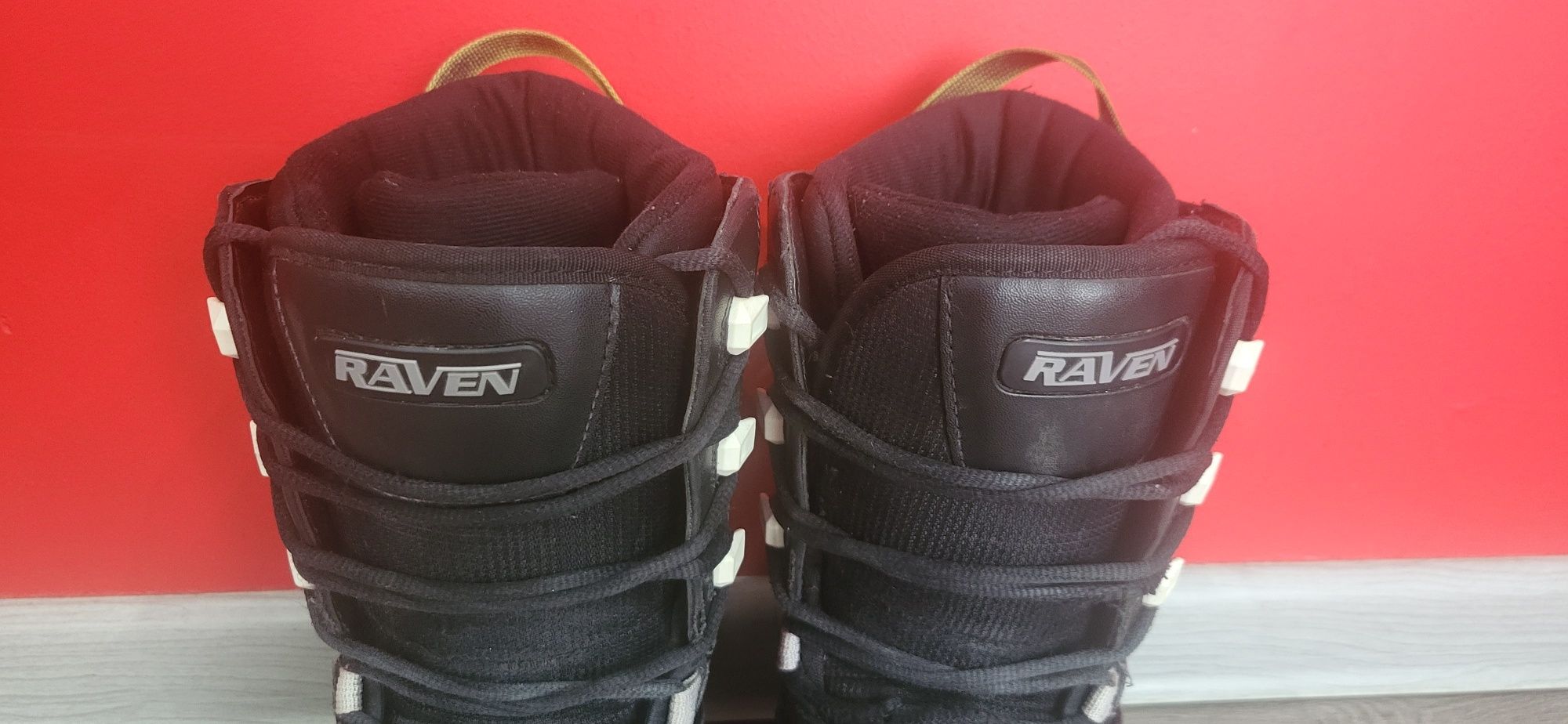 Buty snowboard Raven 39,5 25,5 cm snowboardowe