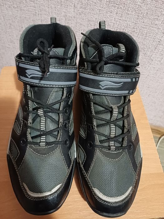 Трекінгові велокросівки crivit 45розміру