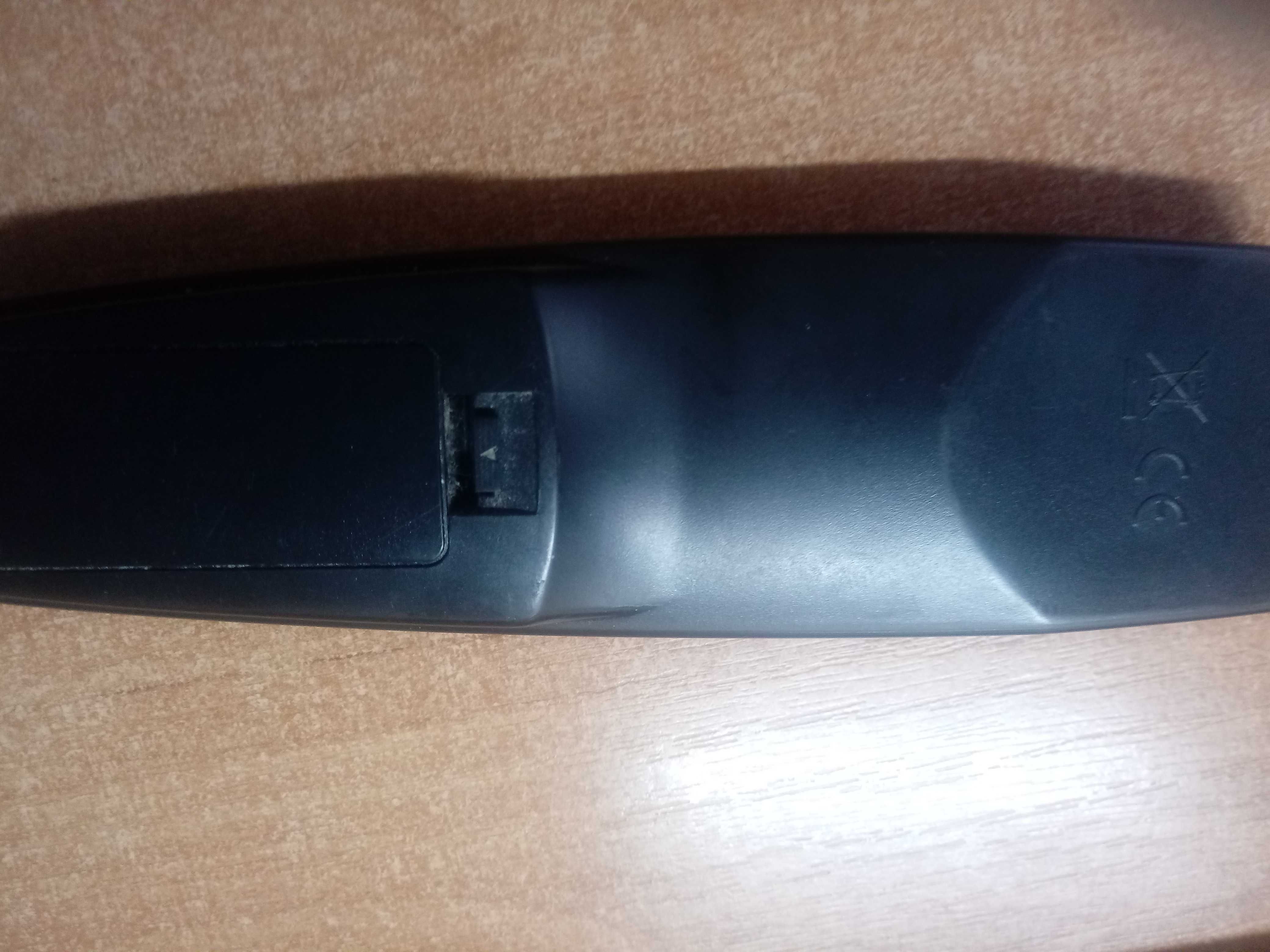Pilot telewizora satelity