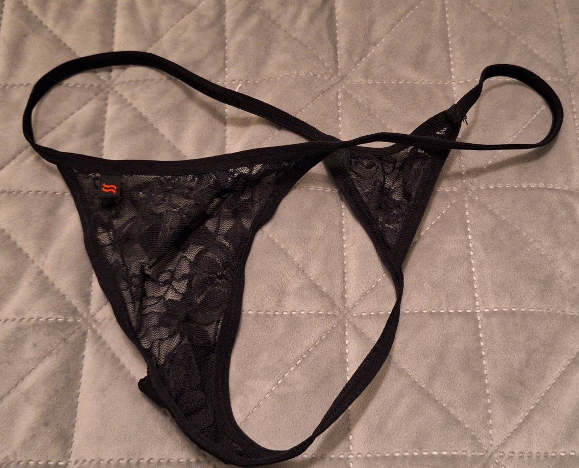 obsessive stringi czarne