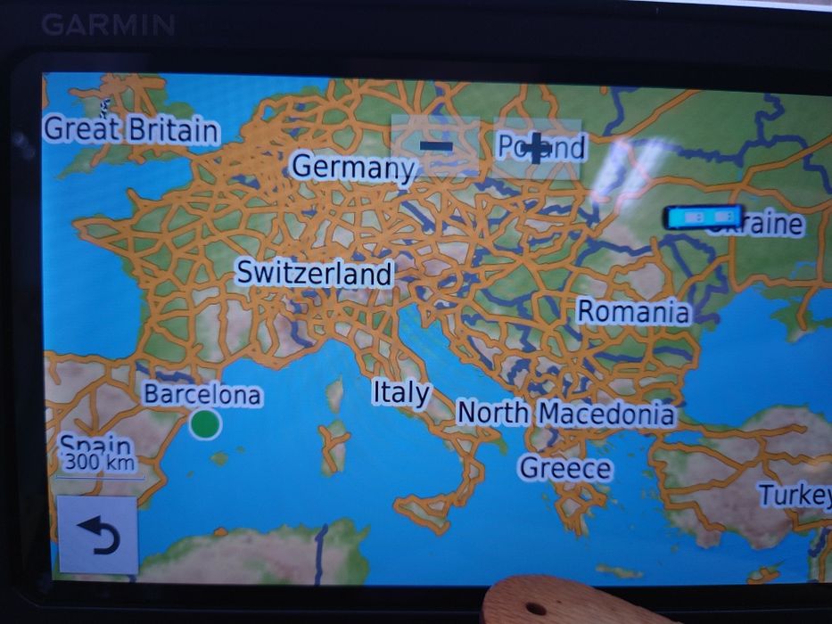 Преміум автонавігатор Garmin DEZL 780 LMT-D стан нового