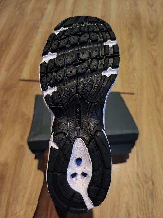 Tênis New Balance N°40