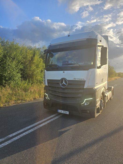 Ciągnik siodłowy  Mercedes Actros Cesja leasingu