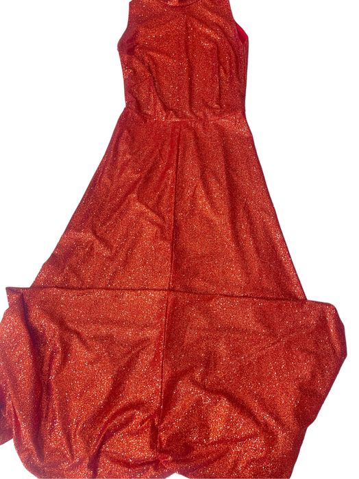 Платье красное