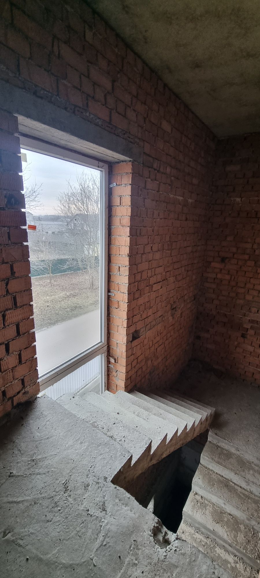 Продається новозбудований будинок. "Нова будова 2"