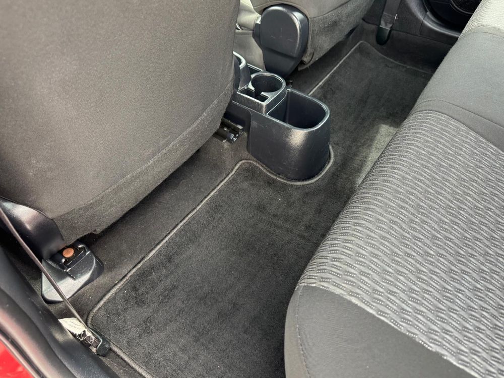 Toyota Yaris - Agosto 2014