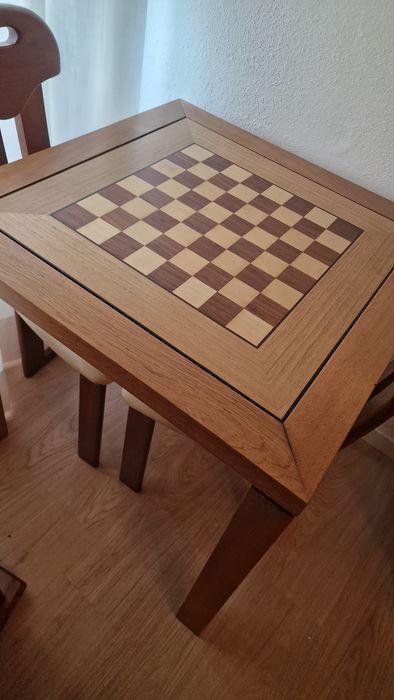 de Jogo Mesa de xadrez, damas e cartas
Mesa de Jogo em madeira maciça