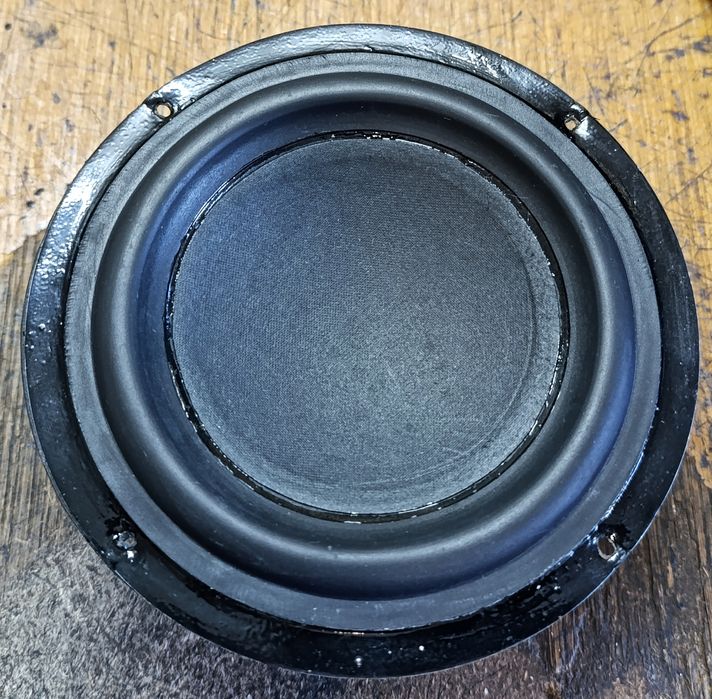 сабик 15 см диаметр 50w 6om в хорошем состоянии полностью рабочий!