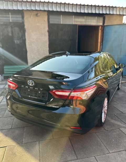 Toyota Camry 2.5 Hybrid Executive CVT