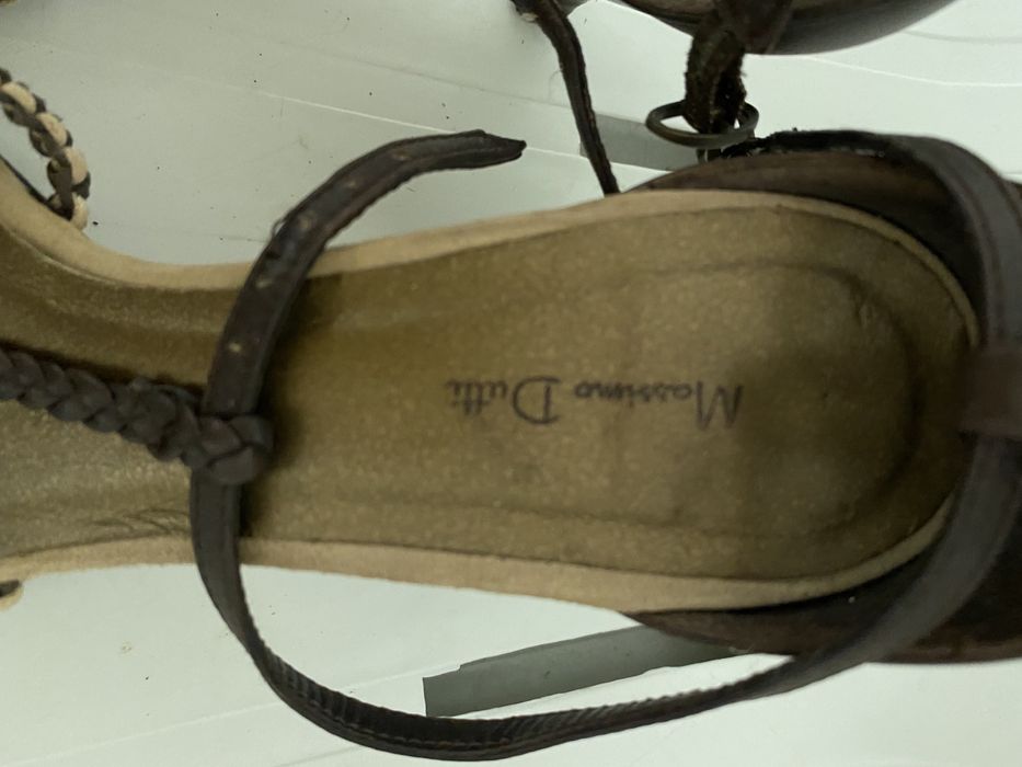 Sandálias da Massimo Dutti, no 37