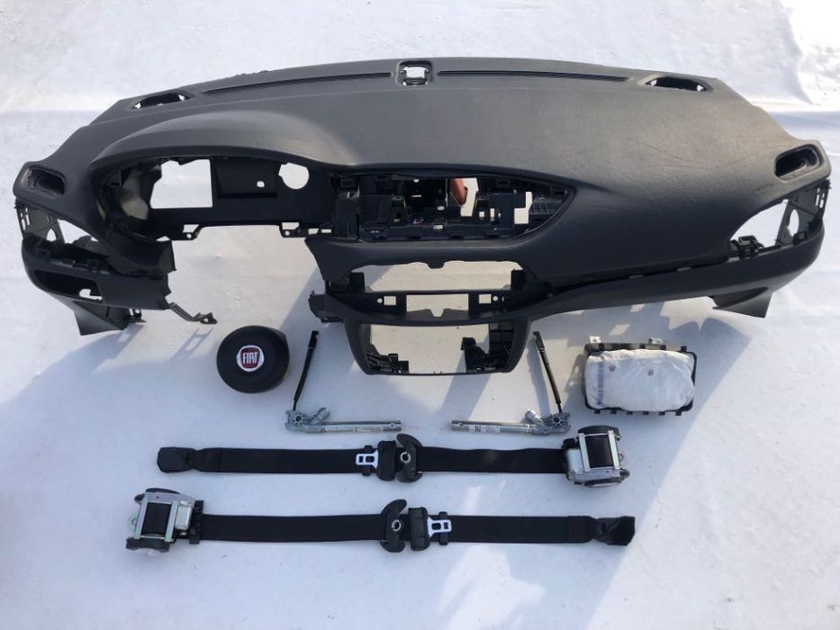 FIAT TIPO CROSS DESKA KONSOLA KOKPIT PULPIT PÓŁKA PARAPET PODUSZKI AIRBAG PASY PAS ORYGINAŁ