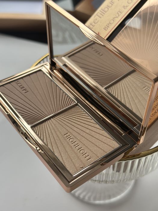 Контурна палетка Бронзер+хайлайтер Charlotte Tilbury оригінал