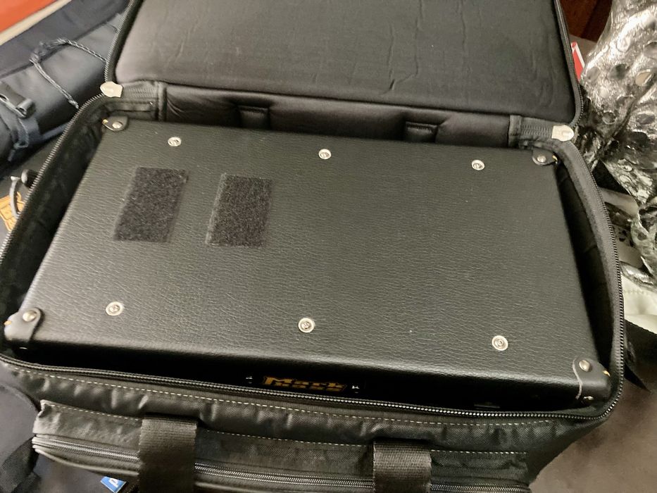 Vendo coluna 1x15 RJ e cabeca Markbass TTE 501 como novo