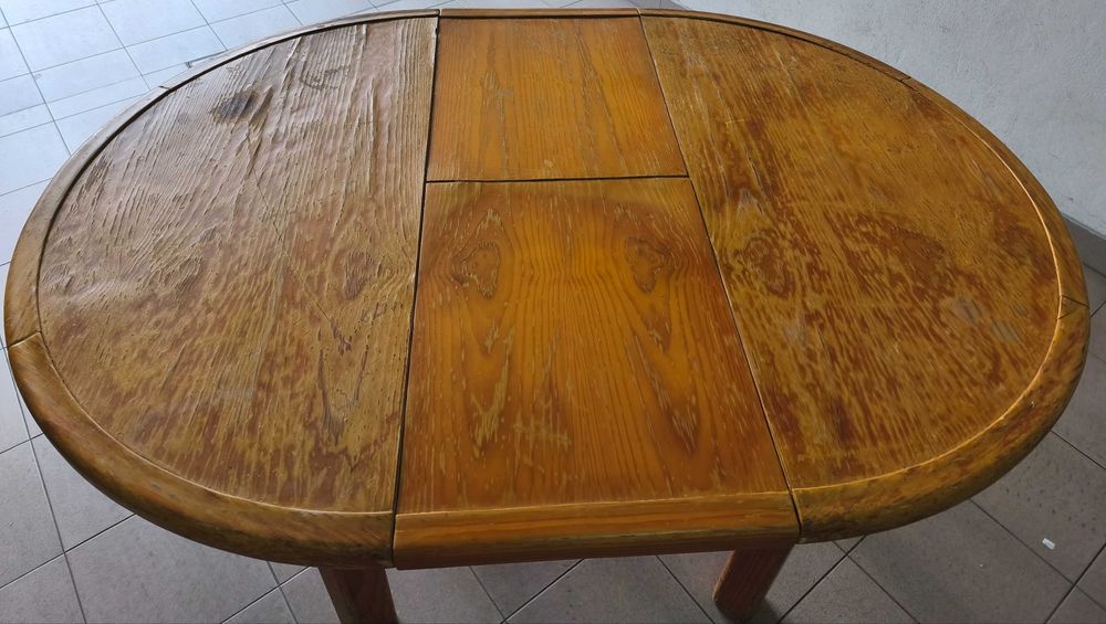 6 Cadeiras e mesa, barato