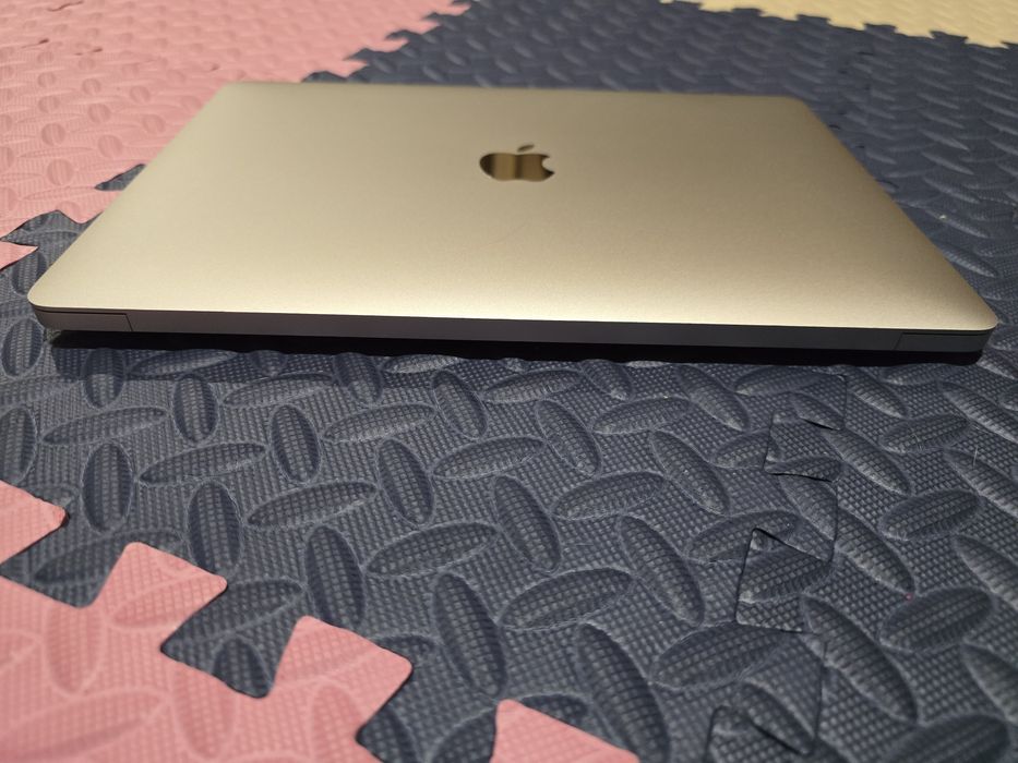 Apple MacBook Air A2337 m1 8 256