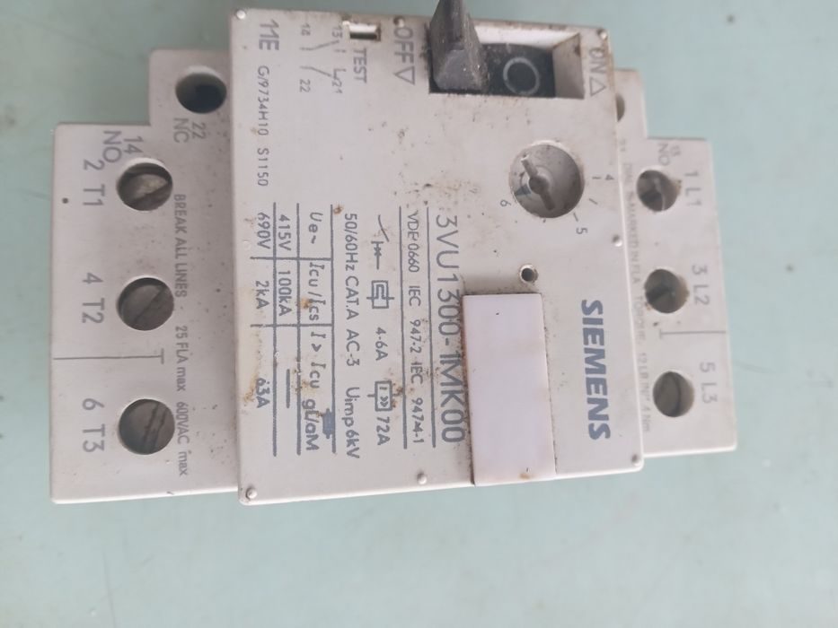 Автоматичний вимикач захисту двигуна SIEMENS