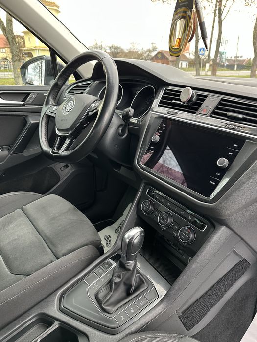 Продається авто Volkswaget Tiguan 2018 року