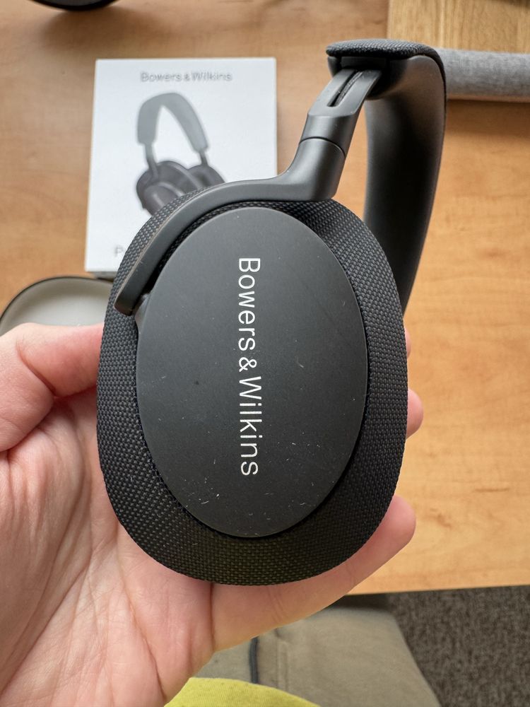 Bowers & Wilkins PX 7 S2