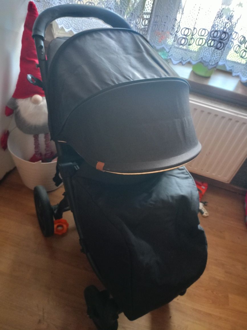 Wózek spacerowy lioneo