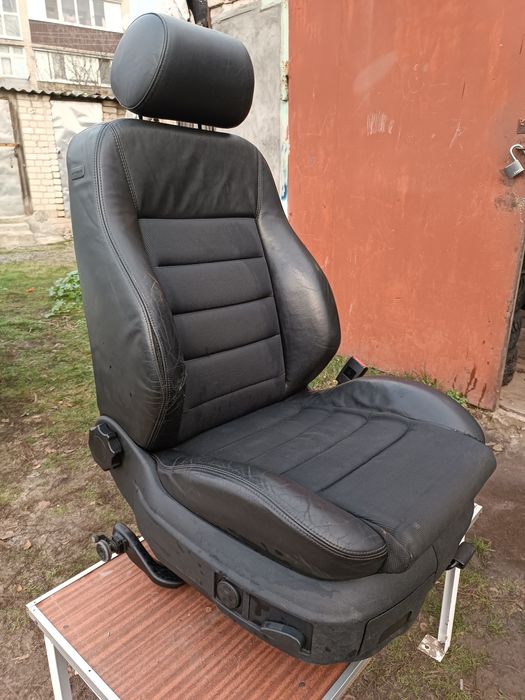 Салон шкіра сидіння карти Audi A6 C5 рест седан