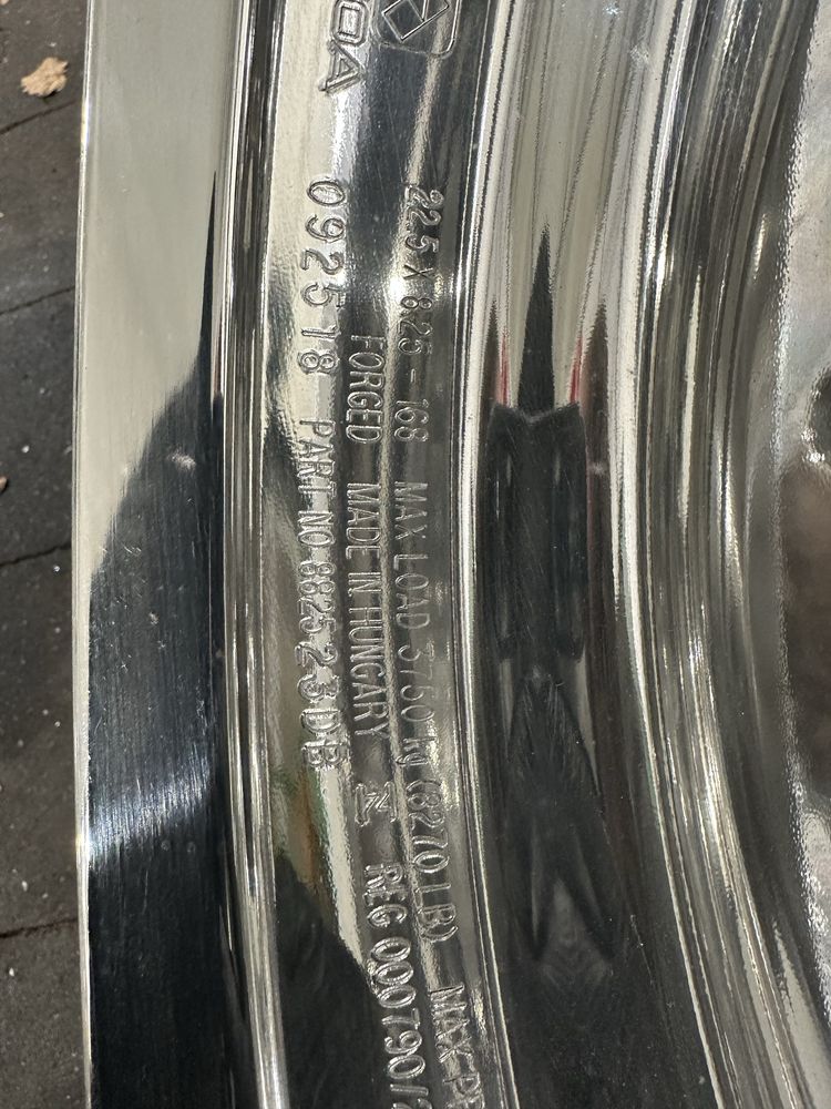 Felga Alcoa 8.25 X 22.5 168