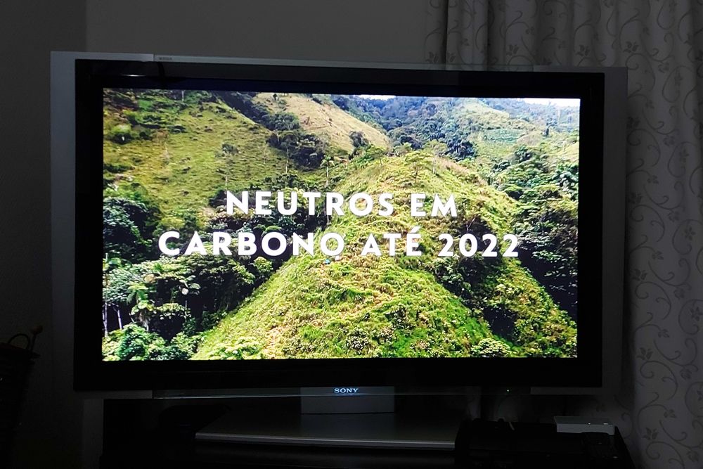 TV  55 polegadas, HDMI, sistema Sound Surround, 100 W