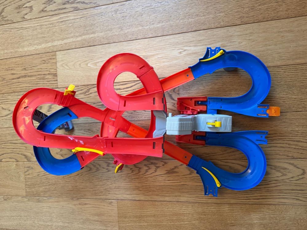 Hot Wheels Automatyczne windy