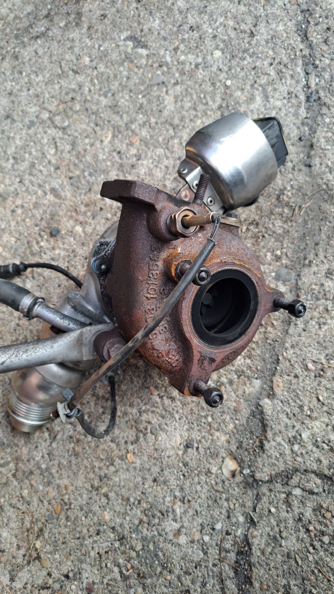 Turbosprężarka Audi A4 B8 2.0 tdi Caga 143km