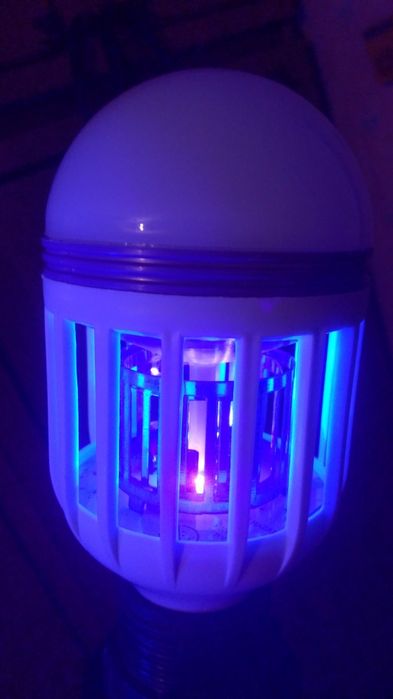 LED лампа ловушка от комарьов и насекомых