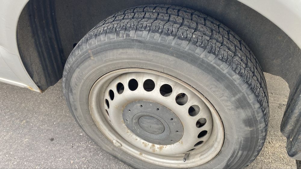Sprzedam VW Transporter 1.9