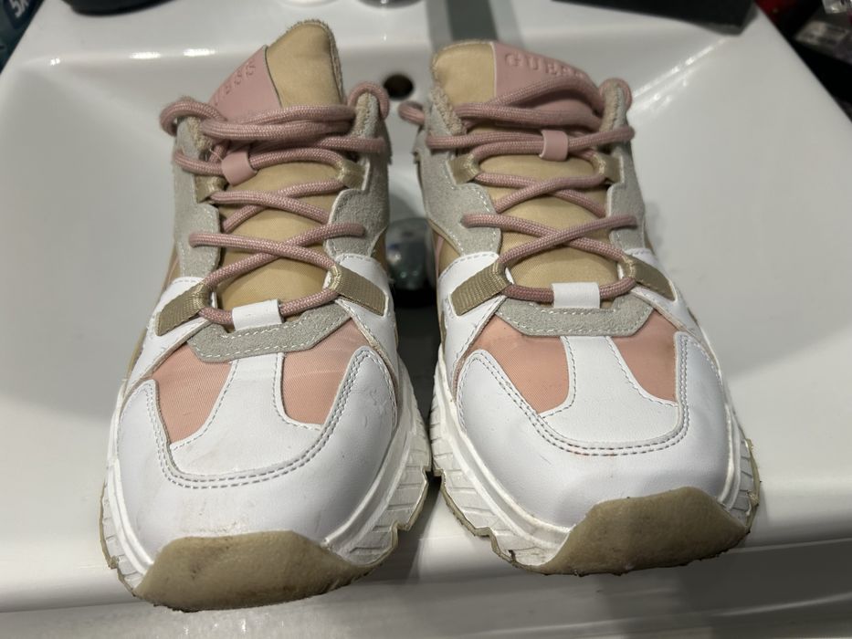 Guess adidasy damskie