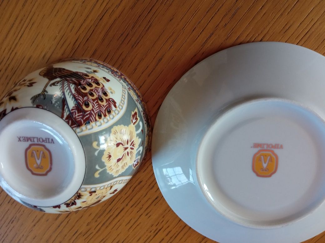 Porcelanowe filiżanki paw brązowy 2sz