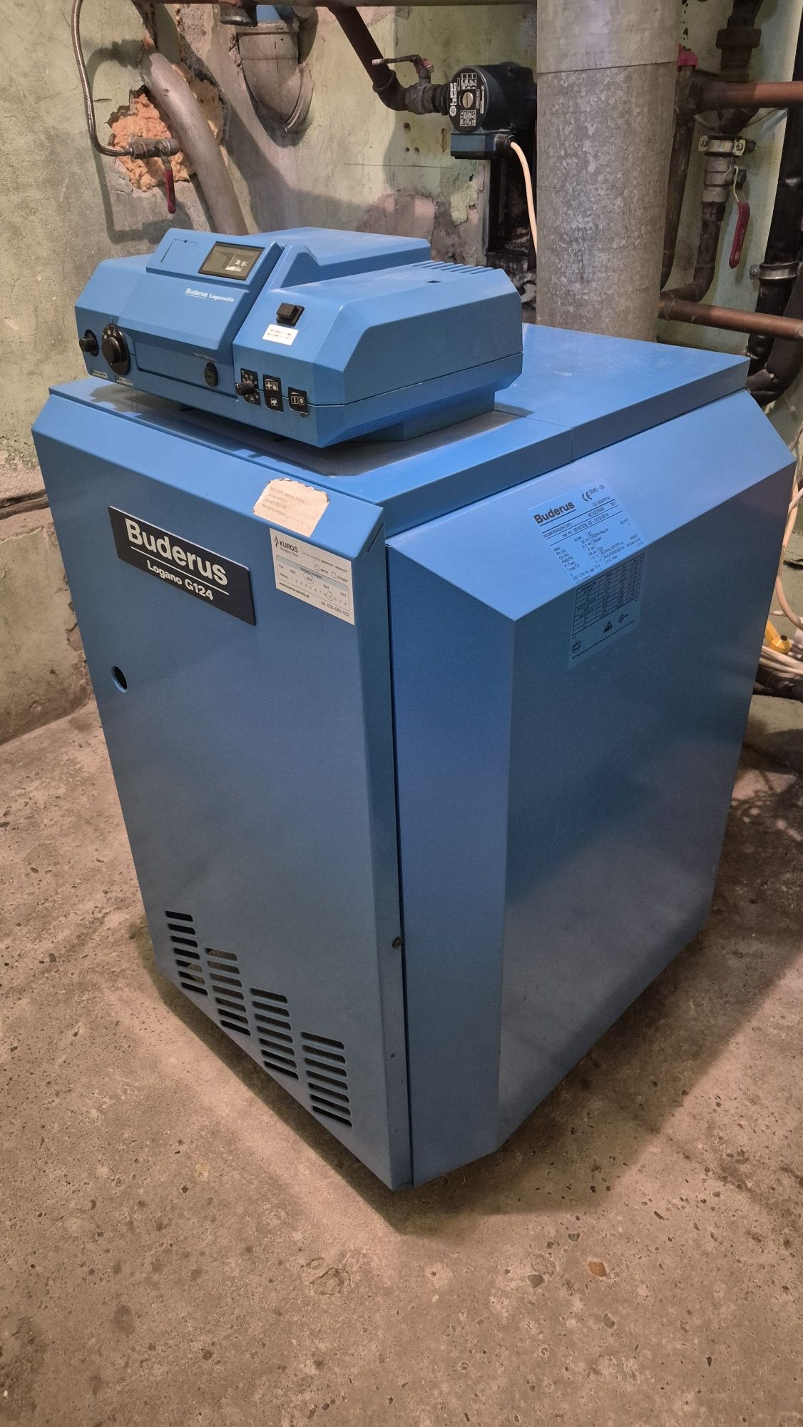 Pec gazowy CO + CWU  Buderus Logano G124
