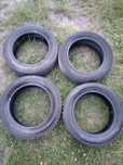 Komplet opon Yokohama 225/55/R17  Bluearth Winter V906  2022rok