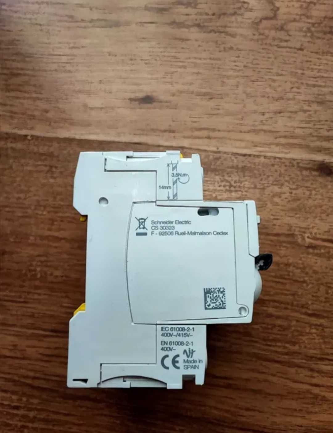 Wyłącznik różnicowoprądowy Schneider iID-40-4-30-A 40A.