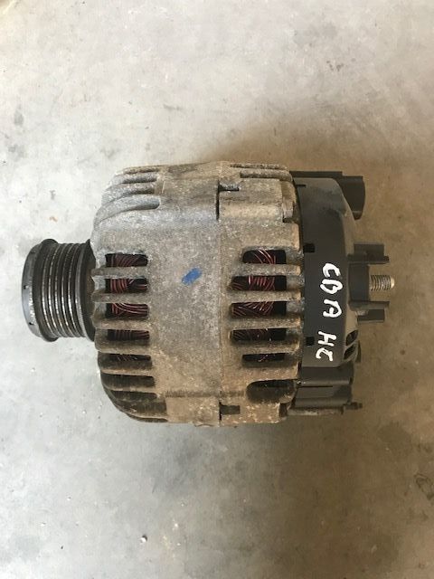 Alternador Audi A3 A4 Vw Passat Vw Golf vw tiguan 2.0 tdi ref: 06F 903