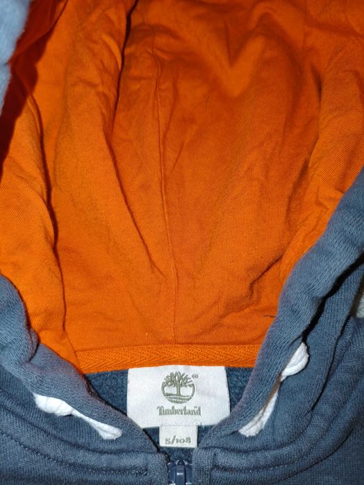 Ciepła bluza z kapturem Timberland dla chłopca rozmiar 108