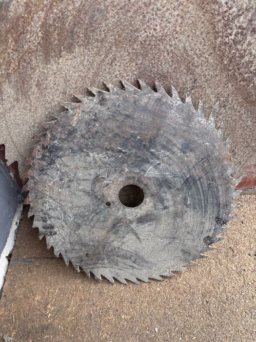 Диск для циркулярної пили