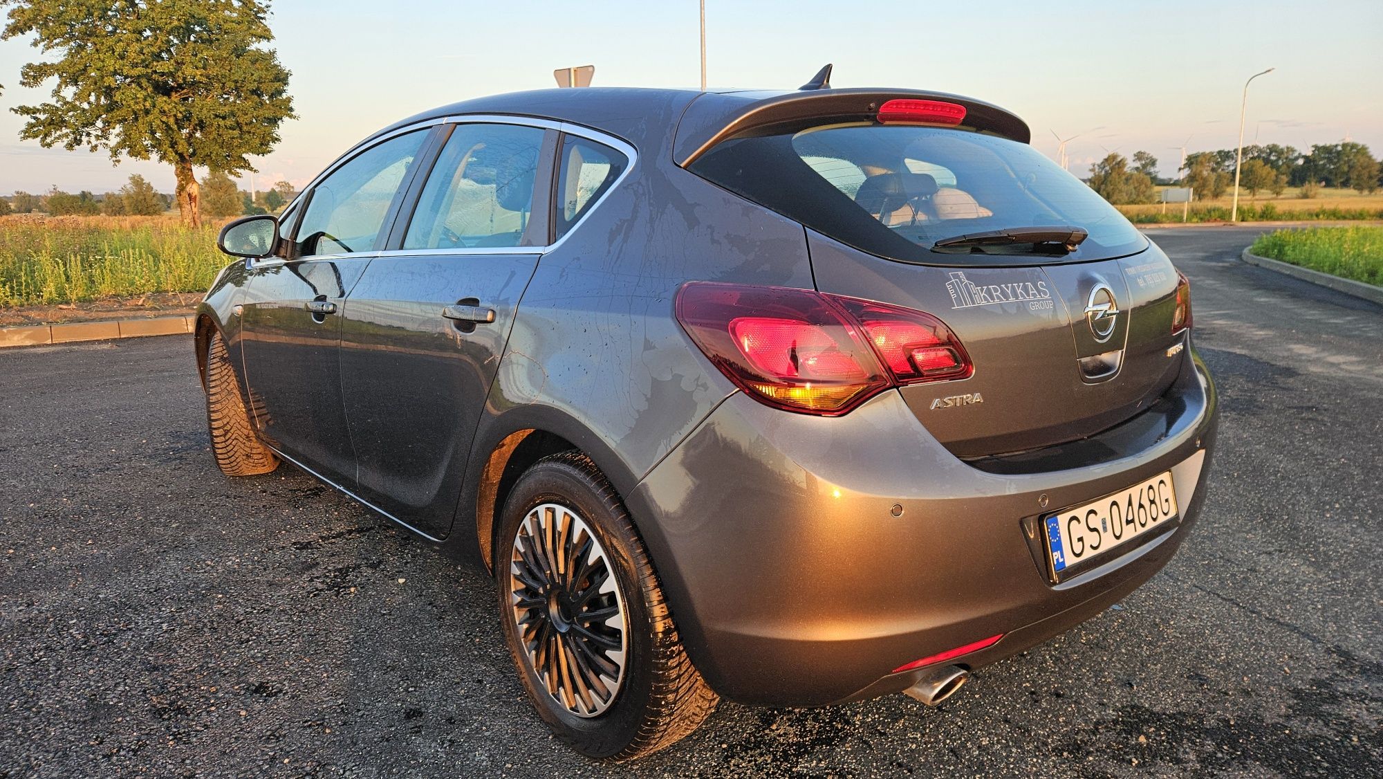 OPEL ASTRA J 1.4T lpg xenon skóra szyberdach podgrzewane fotele i kier
